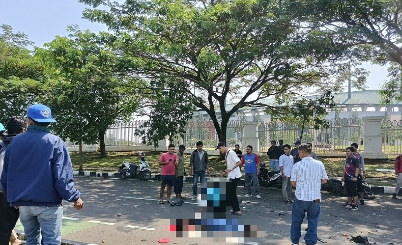 Lawan Arah, Motor Adu Banteng di Dekat Stadion Pakansari Bogor