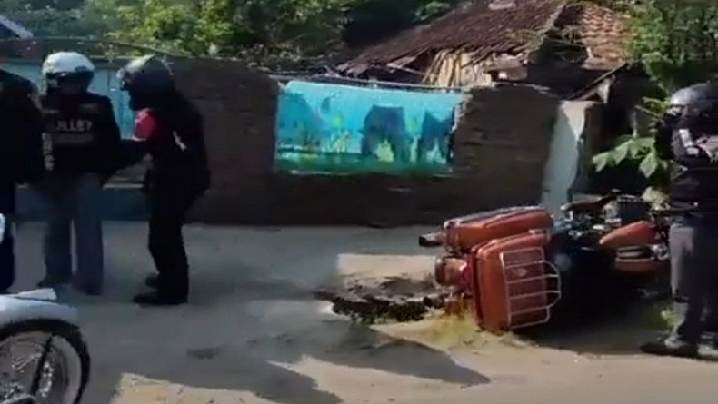 Kecelakaan di Majalengka, Dikira Pemotor Jatuh karena Moge, Ternyata Injak Lubang