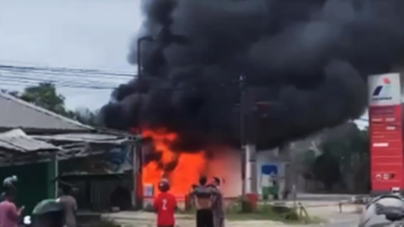 SPBU di Tanah Bumbu Kalsel Terbakar, Terdengar Suara Ledakan