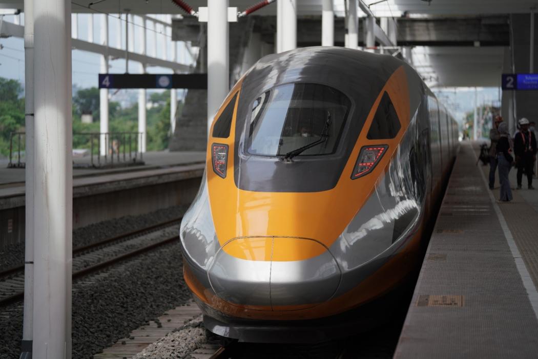 Mengintip Profil CIT, Kereta Inspeksi yang Menguji Kesiapan Jalur KCJB  