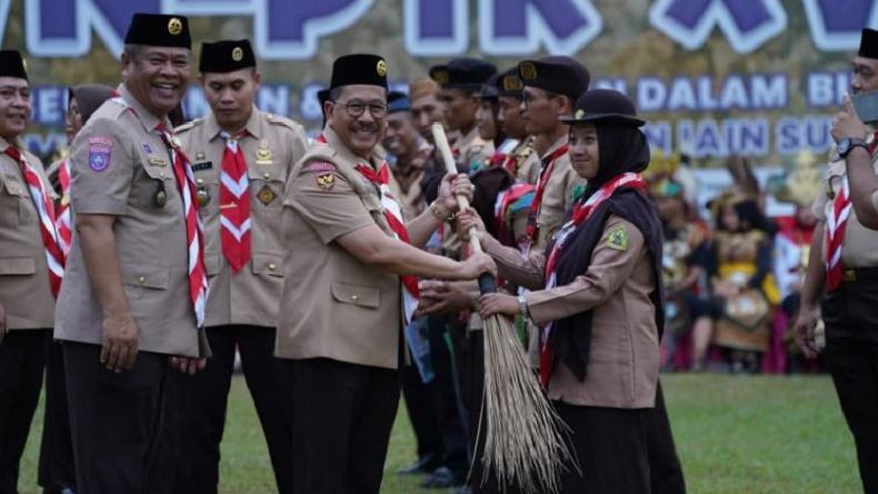 Tutup PWN 2023 di Gorontalo, Wamenag: Moderasi Beragama Jadi Spirit Baru Pramuka PTK