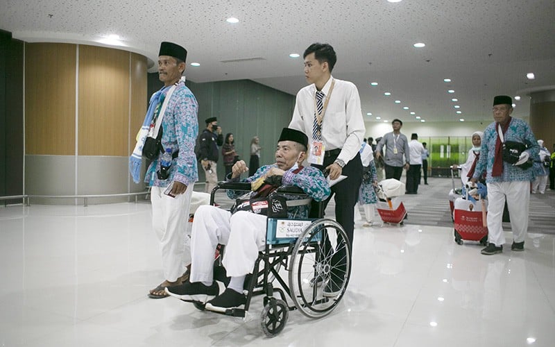 Jemaah Haji Indonesia Mulai Tiba di Mekkah 1 Juni