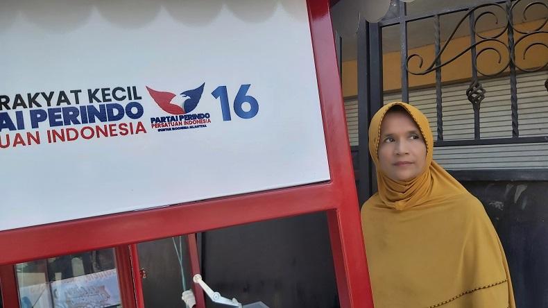 Dapat Gerobak Gratis, Penjual Semanggi: Semoga Partai Perindo Makin Maju