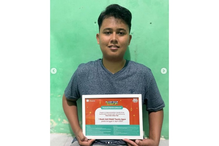 Waitress Kapal Pesiar Ini Resmi Terima Mobil Agya Rp1 dari Flash Sale Rp1 Shopee