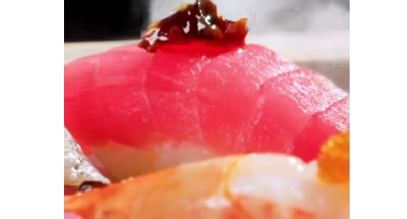 Signature Mixed Garden Sushi Platter di KITA Restaurant