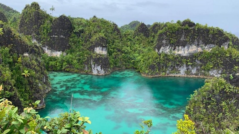 Star Lagoon di Raja Ampat Papua Barat, Destinasi Wisata Populer Wajib Dikunjungi
