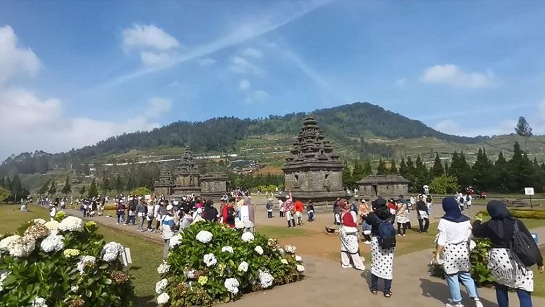 Libur Panjang Akhir Pekan, Objek Wisata Dieng Dipadati Wisatawan