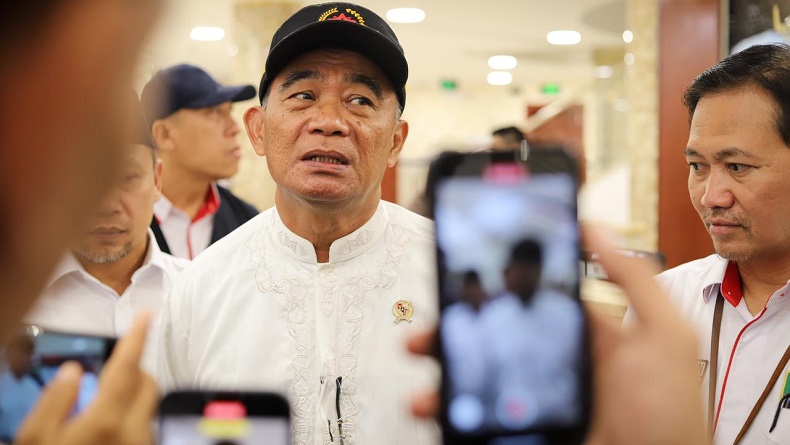 Muhadjir Sampaikan Pesan Jokowi ke Jemaah Haji: Ibadah yang Baik dan Jaga Kesehatan