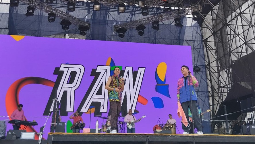 RAN Guncang Jakarta E-Prix 2023, Terik Matahari Tak Halangi Antusias Penonton