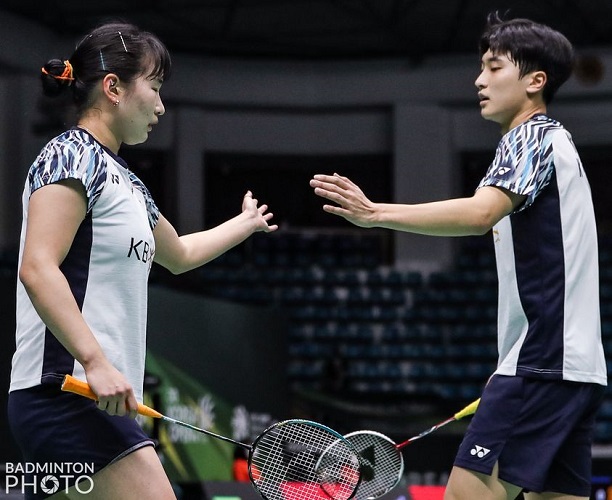 Duo Korsel Puas Singkirkan Ganda Campuran Terbaik Zheng/Huang Ya Qiong di Singapore Open