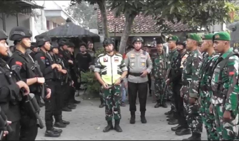 Kasus Carok Maut di Bangkalan, Ratusan Aparat TNI-Polri Siaga Cegah Insiden Susulan 