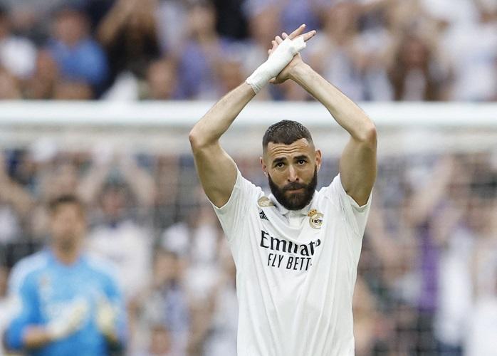 Emosional! Karim Benzema Teteskan Air Mata usai Cetak Gol Terakhir untuk Real Madrid