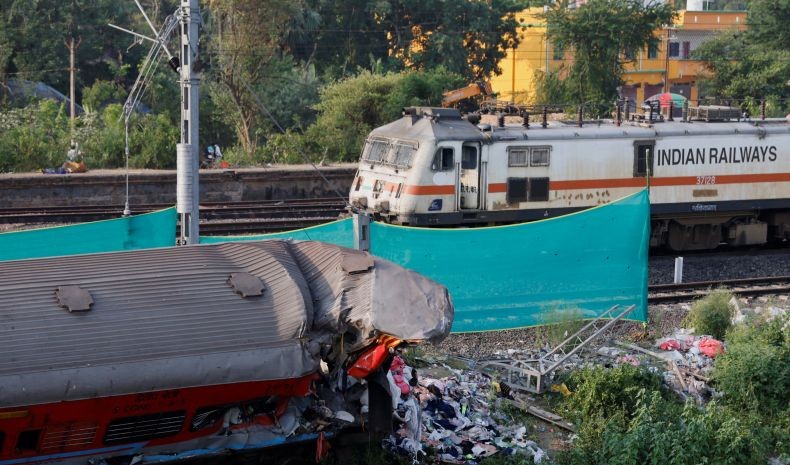 Dahsyatnya Kecelakaan Kereta di India, Tabrakan di Kecepatan 128 Km per Jam