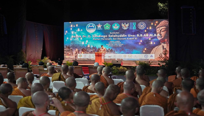 Sandiaga: Perayaan Waisak di Borobudur Bangkitkan Ekonomi, Buka Peluang Usaha
