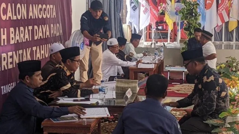 286 Bacaleg DPRK Aceh Timur Tak Ikuti Uji Baca Al Quran