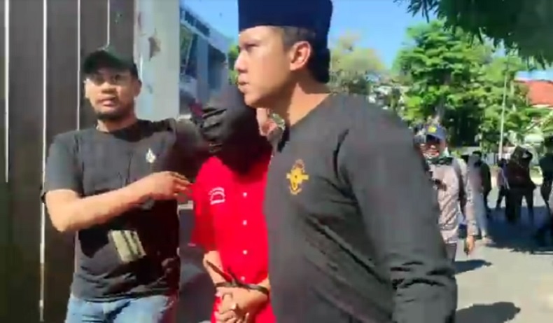 Perempuan dalam Koper Tewas Dibunuh Guru Les Musik, Ini Identitasnya  