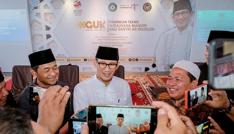 PPP Ingin Jodohkan dengan Ganjar pada Pilpres 2024, Sandiaga Uno: Saya Sangat Terhormat