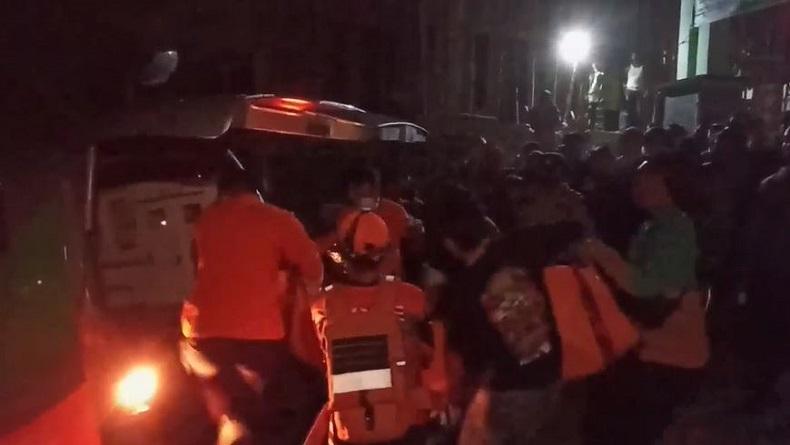 Kendal Heboh, Mayat Perempuan Gemuk Ditemukan Tergeletak di Gerbang Sekolah 