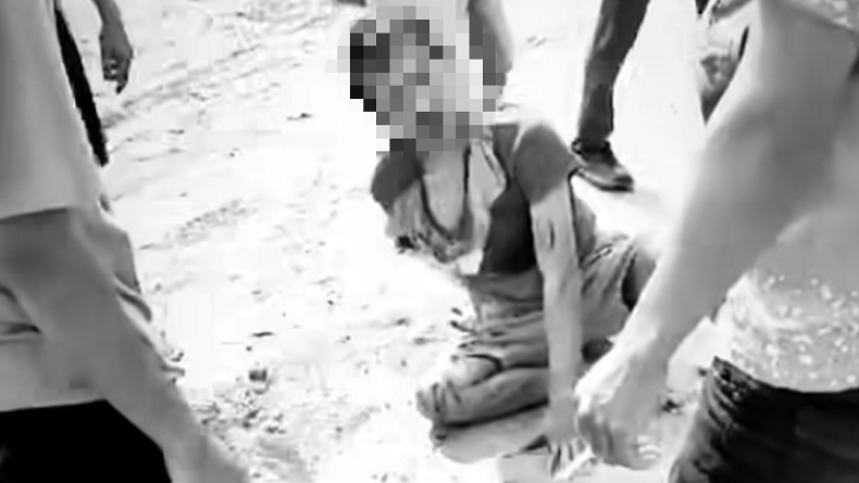 Pria di Cileungsi Babak Belur Dihajar Warga usai Curi HP Sopir Truk yang Lagi Tidur