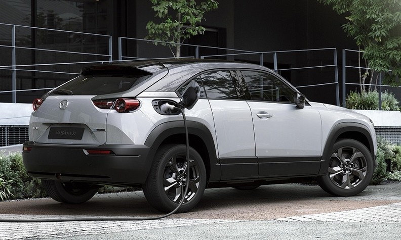 Cuma Jadi Pengikut, Mazda Tak Serius Jualan Mobil Listrik