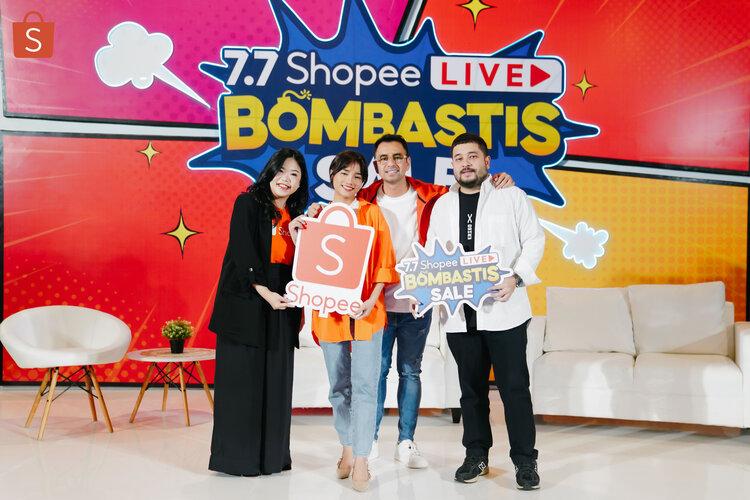 Keseruan Raffi Ahmad dan Fuji di Kampanye 7.7 Shopee Live Bombastis Sale