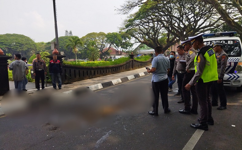 Kecelakaan di Malang, Siswi SMA Terlindas Truk Logistik hingga Luka Parah 