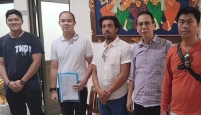Viral Sopiri Angkot hingga Ditilang, Bule AS di Bali Diserahkan ke Imigrasi