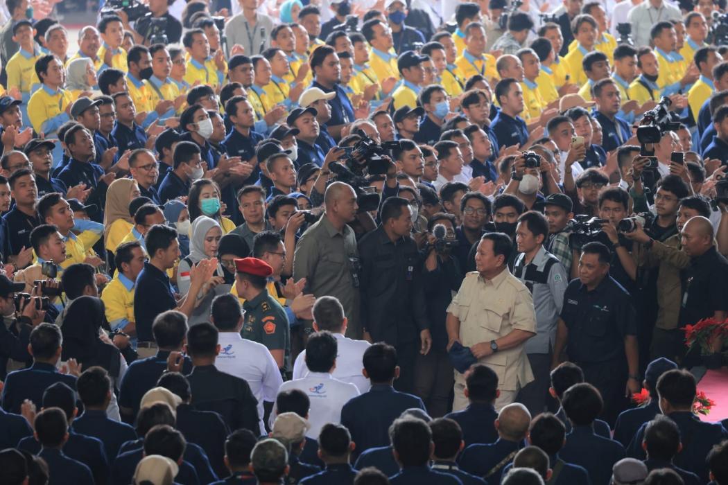 Bangga Ada Orang Indonesia Timur di Holding Pertahanan DEFEND ID, Prabowo: Kalau Sudah Yakin, Hatinya Pasti Setia