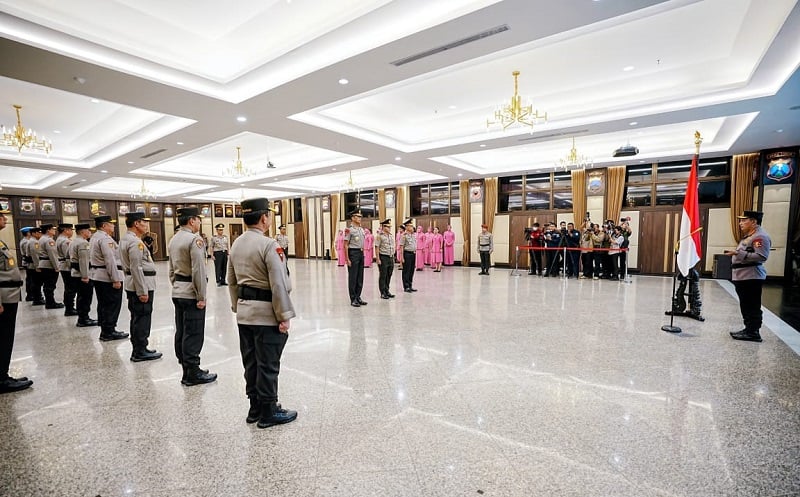 Kapolri Naikkan Pangkat Sejumlah Perwira Tinggi, Ini Daftar Lengkapnya