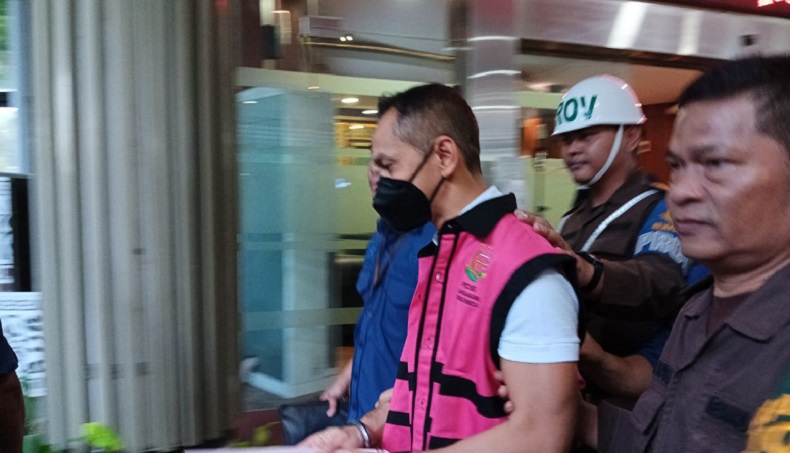 Kejagung Tetapkan Ketua Komite Kadin Jadi Tersangka Kasus Korupsi BTS Kominfo