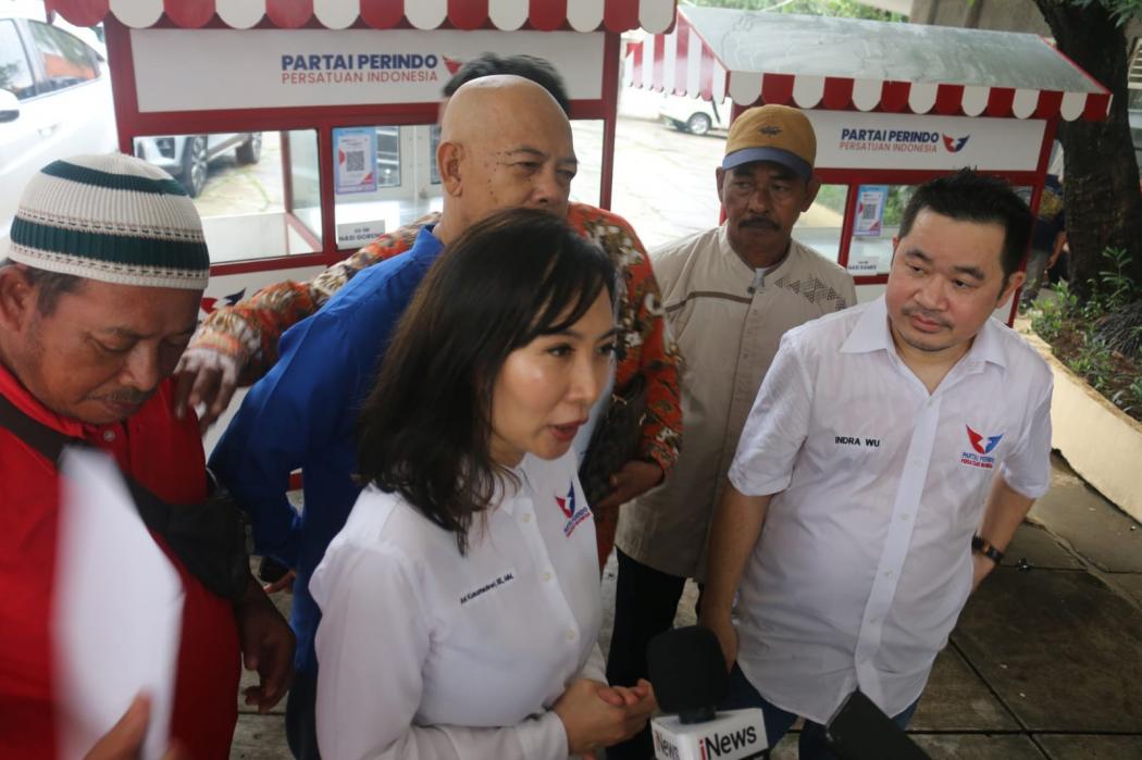 Hadiri Pembagian Gerobak, Bacaleg Partai Perindo: Semoga UMKM Bangkitkan Perekonomian Indonesia