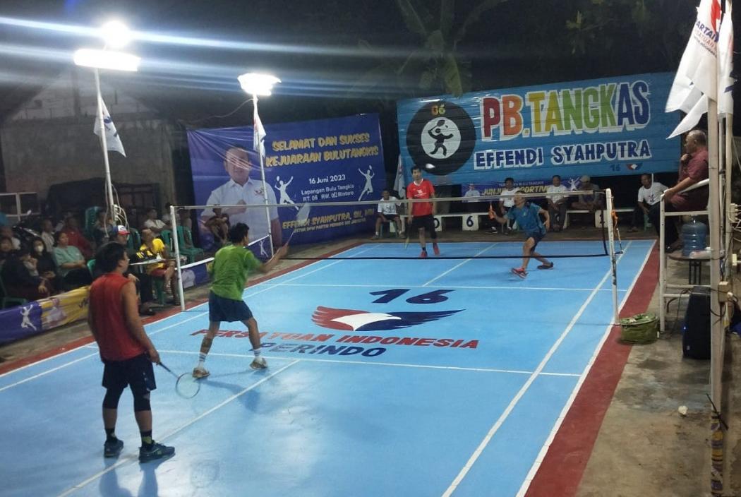 Ketua DPW Partai Perindo DKI Jakarta Bangun Lapangan Bulu Tangkis dan Gelar Kompetisi Effendi Syahputra Cup
