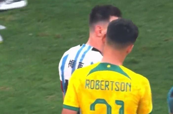 Lionel Messi Viral di China, Tolak Tukar Jersey Pemain Australia