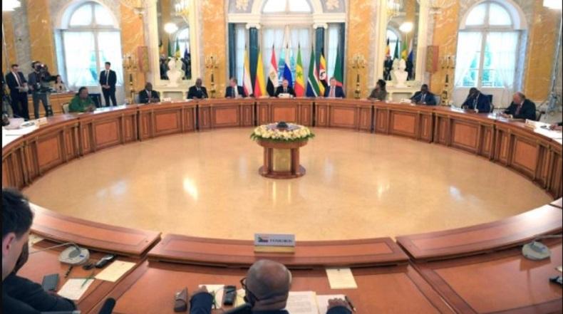 Delegasi Misi Perdamaian Afrika Tiba di Rusia, Disambut Langsung oleh Presiden Putin