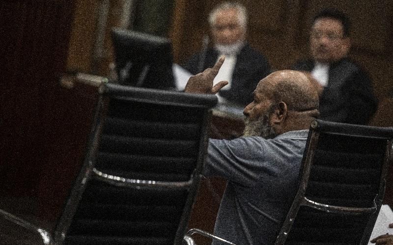 Lukas Enembe Tak Terima Didakwa Terima Suap Rp45 Miliar: Tipu-Tipu Ini