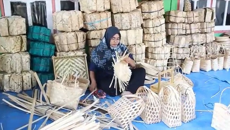 Perajin Besek di Blora Kebanjiran Order Jelang Idul Adha 