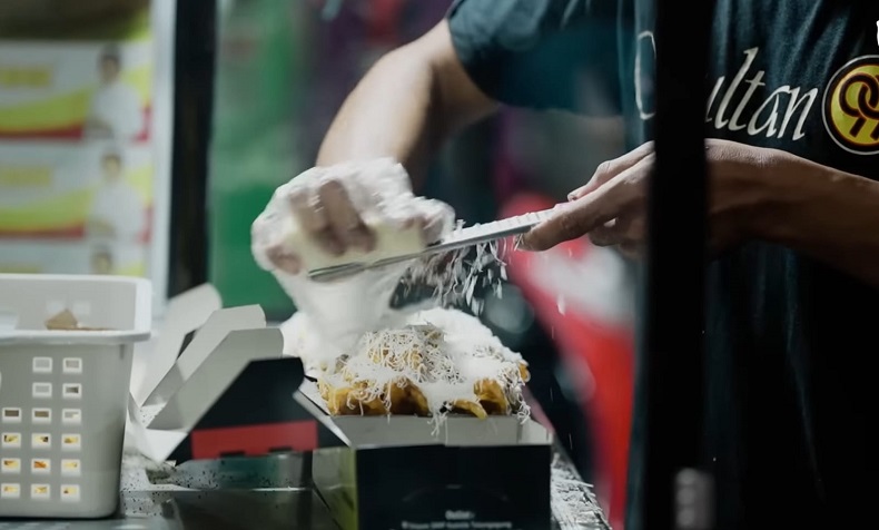 Belajar dari YouTube, Pria Ini Sukses Jualan Pisang Keju Omzet Hampir Rp60 Juta per Bulan