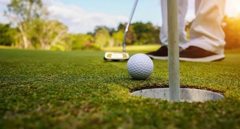 Tren Olahraga Golf Makin Diminati Anak Muda, Kenali Manfaatnya! 