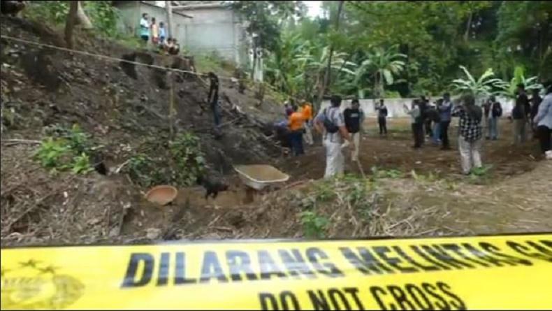 Polisi Tangkap Warga Banyumas Diduga Pemilik Tulang 4 Bayi di Kebun