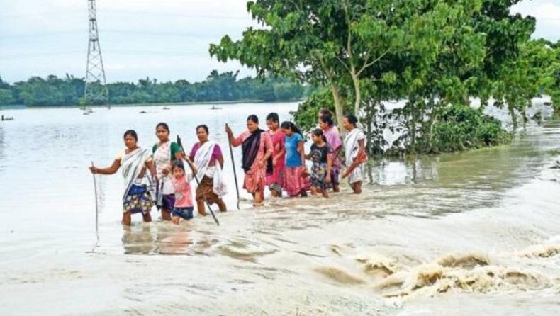 Banjir akibat Hujan Lebat Paksa Puluhan Ribu Orang Mengungsi, 1 Warga Tewas