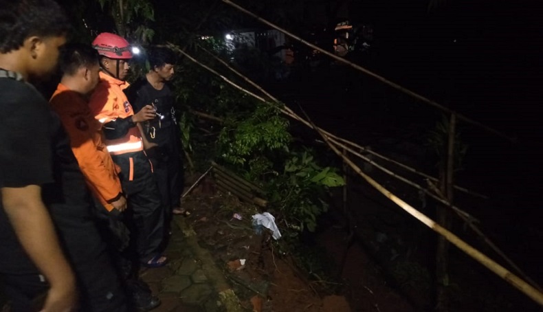 Hujan Deras, Kota Bogor Dilanda Longsor hingga Banjir