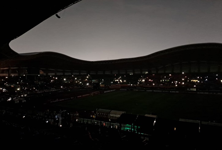 Terungkap! Ini Penyebab Lampu Stadion Patriot Bekasi Mati Lampu saat Persija Vs Ratchaburi