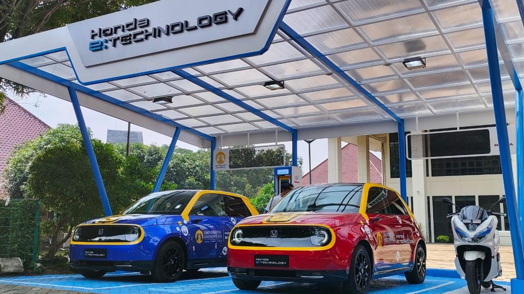 Riset Elektrifikasi, Honda Pinjamkan Kendaraan Listrik untuk Universitas Indonesia