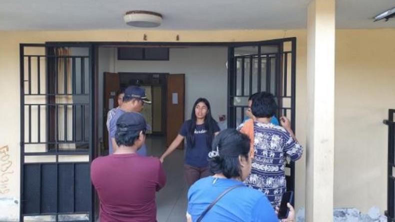 Ngeri, Pria di Jayapura Tusuk Perut Sendiri 6 Kali Pakai Pisau Dapur hingga Tewas