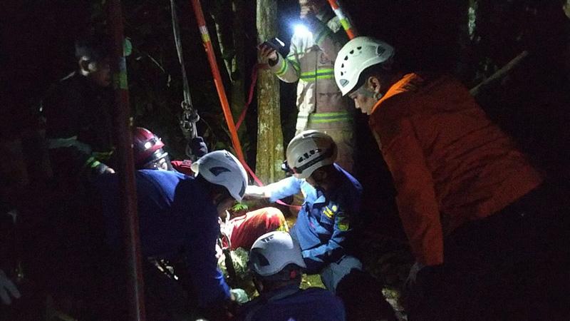  Tercebur Sumur Sedalam 20 Meter, Nenek di Magelang Berhasil Diselamatkan