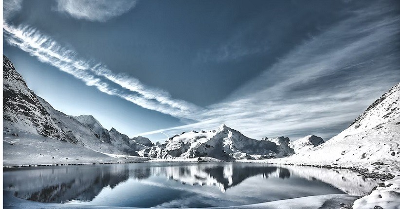 Suhu Global Meningkat, Puncak Gunung yang Membeku Mulai Runtuh