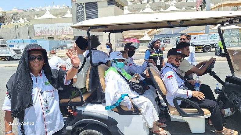 Penampakan Mobil Golf Layani Jemaah Haji Indonesia di Mina, Bantu yang Tersasar