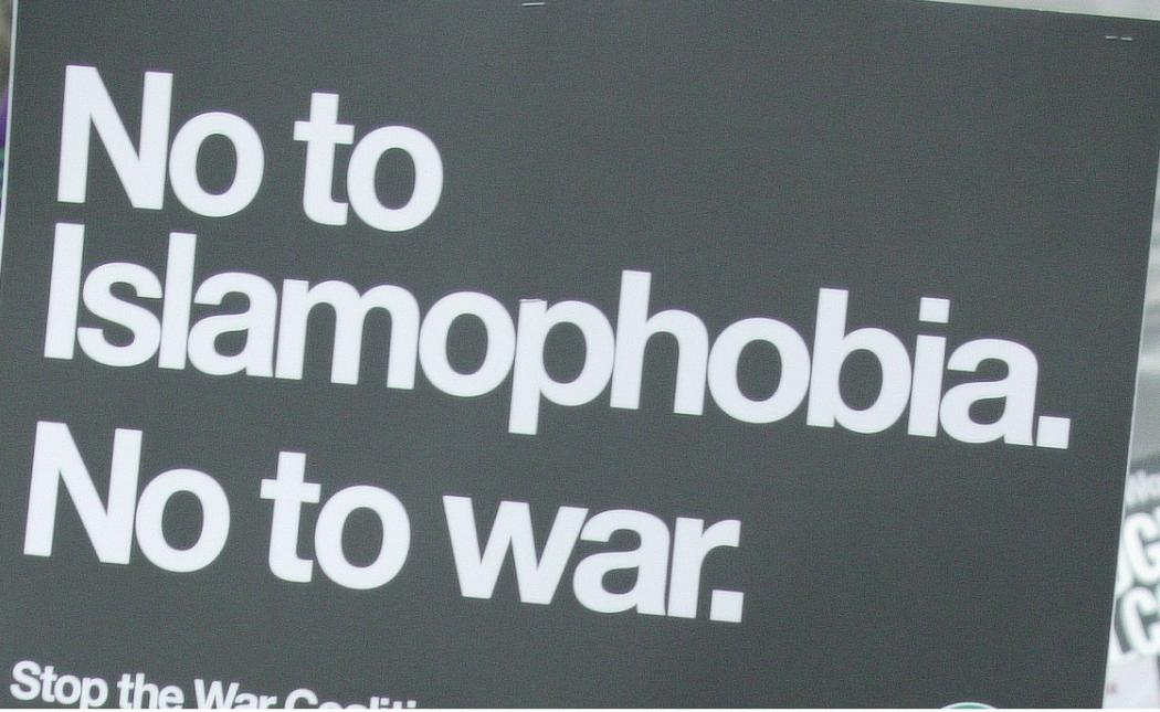 Hasil Penelitian Para Pakar Ungkap Islamofobia Tersebar Luas di Jerman