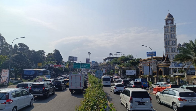 Polisi Berlakukan Oneway Arah Puncak Bogor Pagi Ini