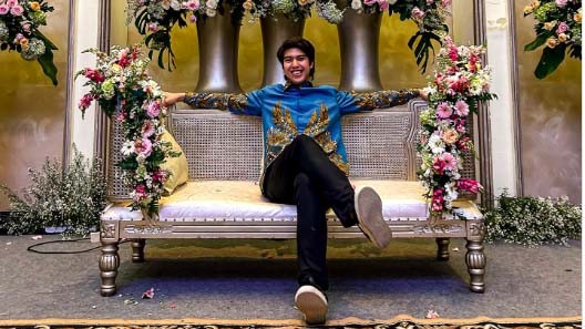 El Rumi Unggah Foto di Pelaminan, Netizen Heboh Mention Nama Fuji